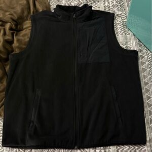 Men’s Duluth trading co vest